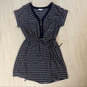 Mine Short Sleeve Dress size L